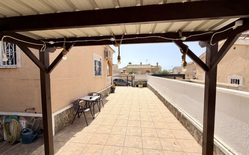Herverkoop - Villa -
Benijofar - Costa Blanca