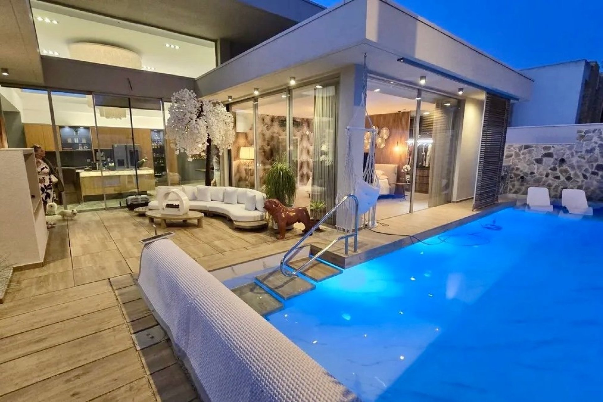 Herverkoop - Villa -
Benijofar - Costa Blanca