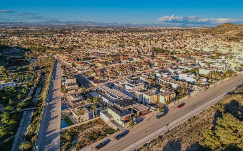 Herverkoop - Villa -
Benijofar - Costa Blanca
