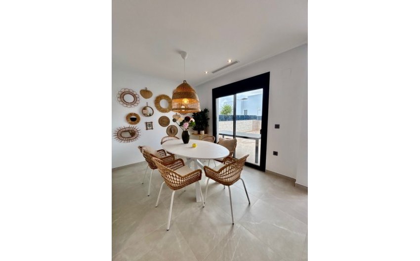 Herverkoop - Villa -
Benijofar - Costa Blanca