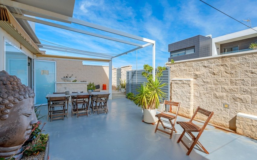 Herverkoop - Villa -
Benijofar - Costa Blanca