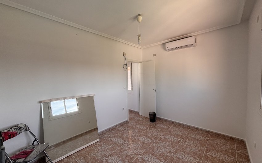 Herverkoop - Villa -
Benijofar - Costa Blanca