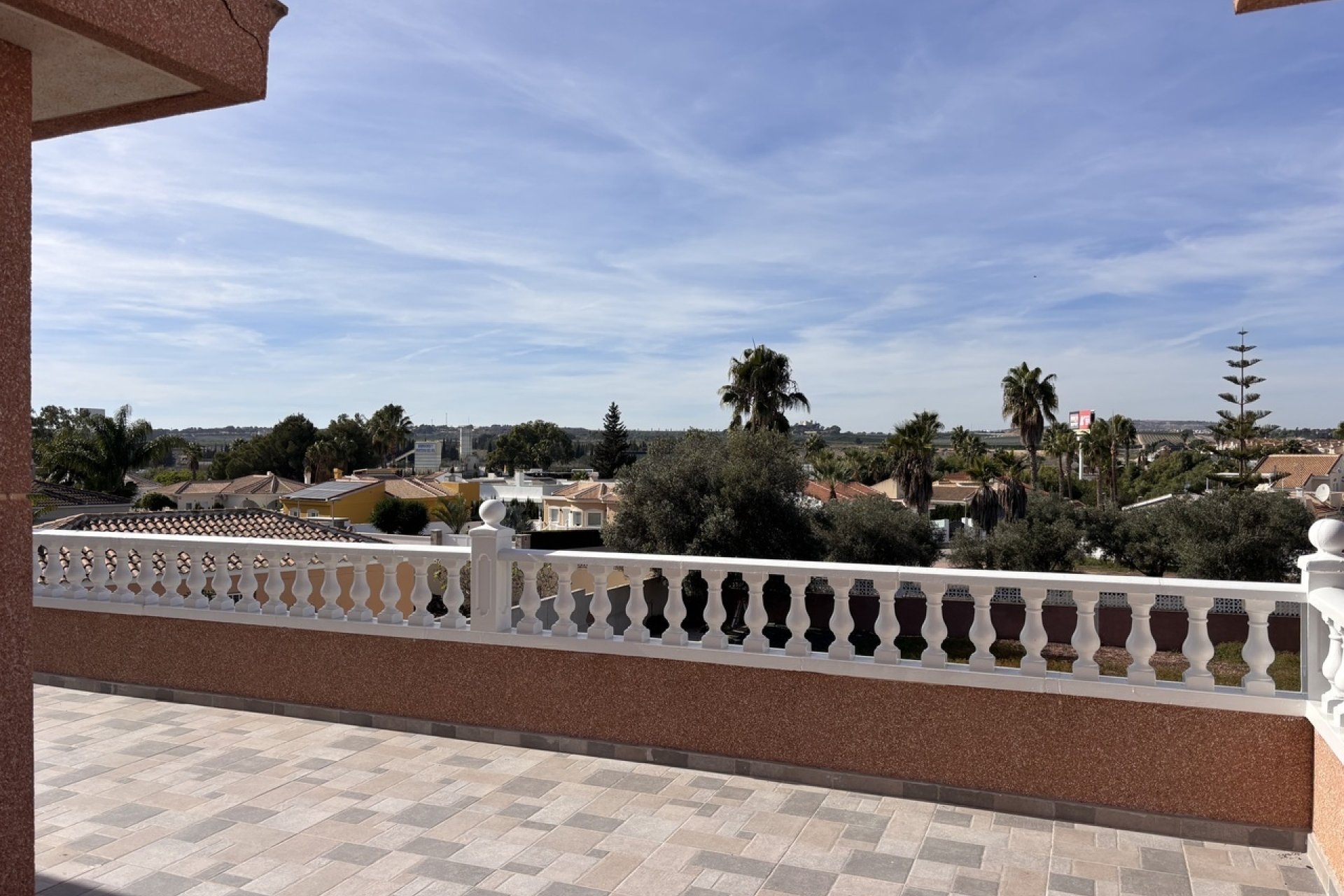 Herverkoop - Villa -
Benijofar - Costa Blanca