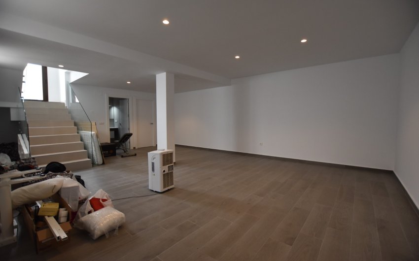 Herverkoop - Villa -
Benijofar - Costa Blanca