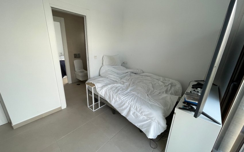 Herverkoop - Villa -
Benijofar - Costa Blanca