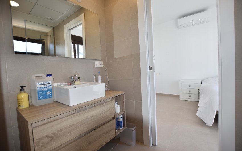 Herverkoop - Villa -
Benijofar - Costa Blanca