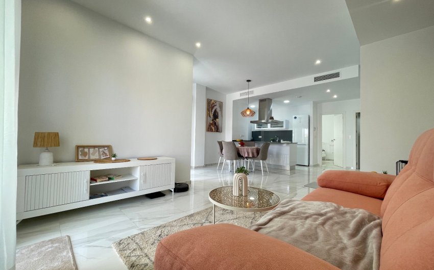 Herverkoop - Villa -
Benijofar - Costa Blanca