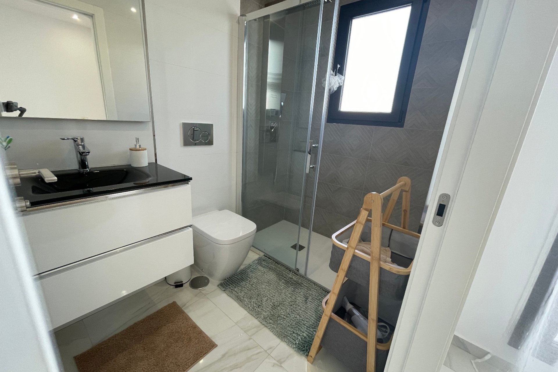 Herverkoop - Villa -
Benijofar - Costa Blanca