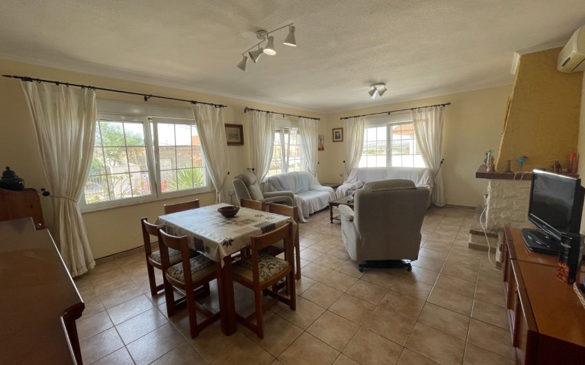 Herverkoop - Villa -
Benijofar - Costa Blanca