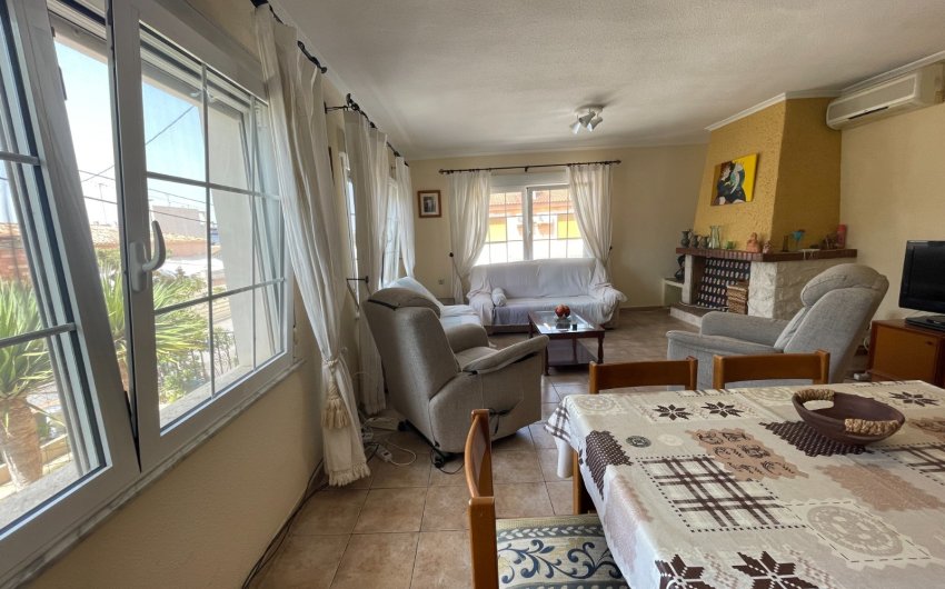 Herverkoop - Villa -
Benijofar - Costa Blanca