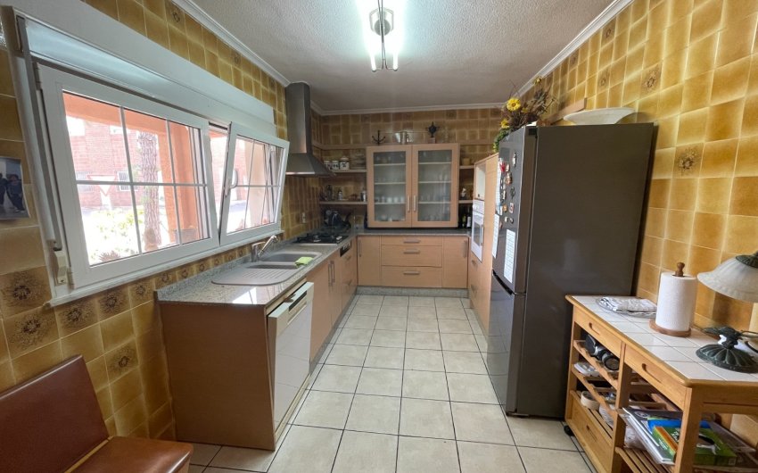 Herverkoop - Villa -
Benijofar - Costa Blanca