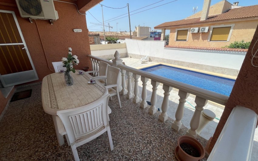 Herverkoop - Villa -
Benijofar - Costa Blanca
