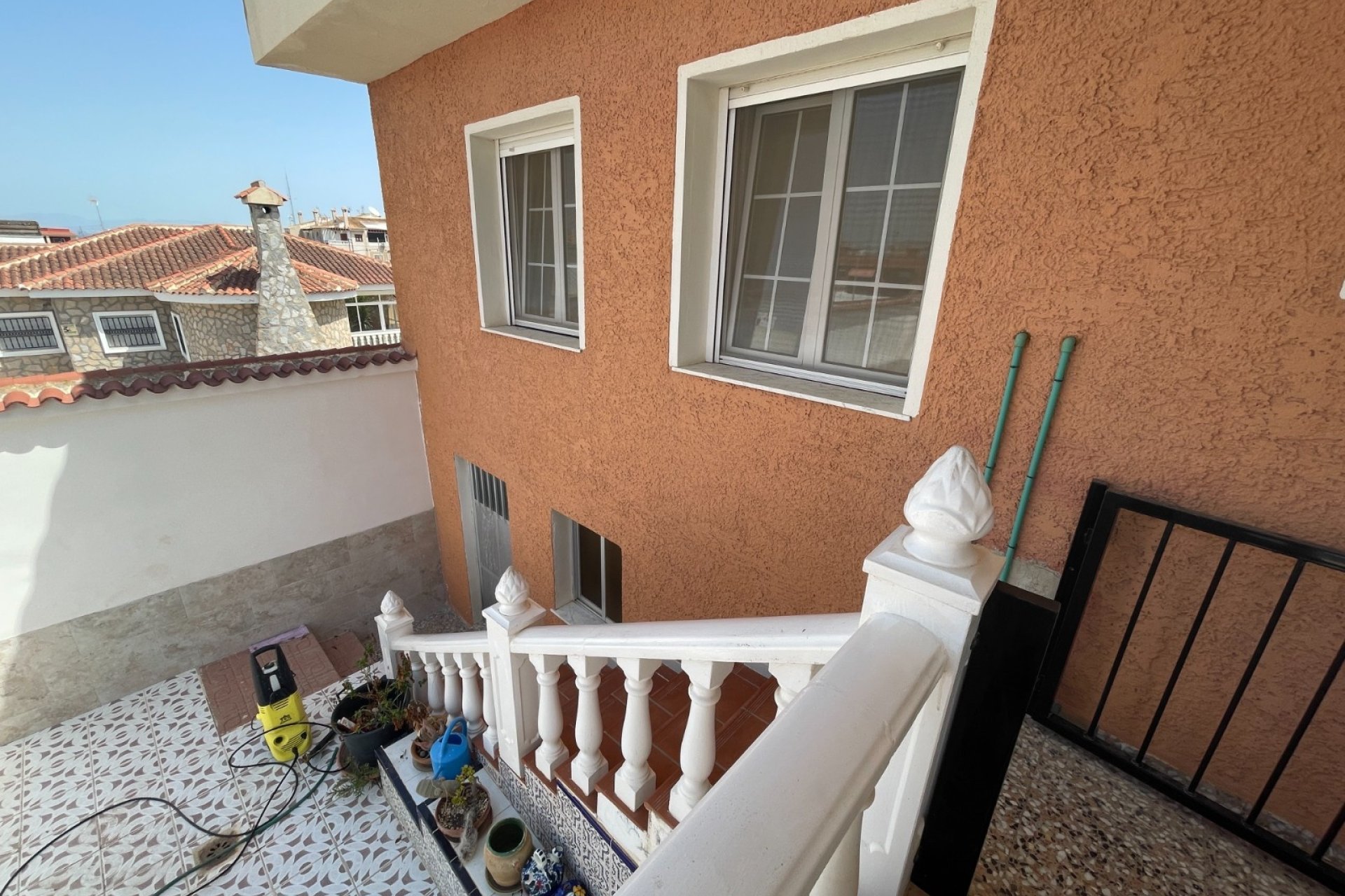 Herverkoop - Villa -
Benijofar - Costa Blanca