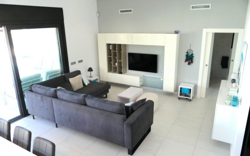 Herverkoop - Villa -
Benijofar - Costa Blanca