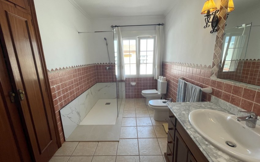 Herverkoop - Villa -
Benijofar - Costa Blanca