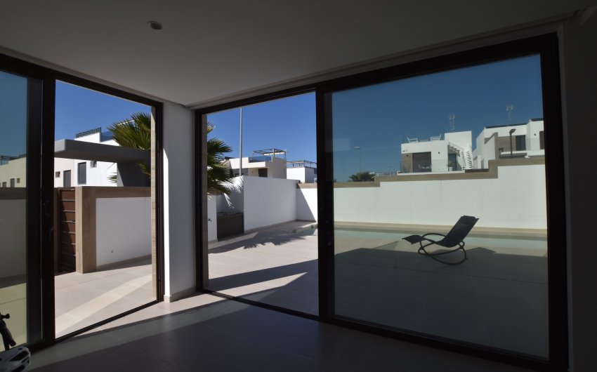 Herverkoop - Villa -
Benijofar - Costa Blanca