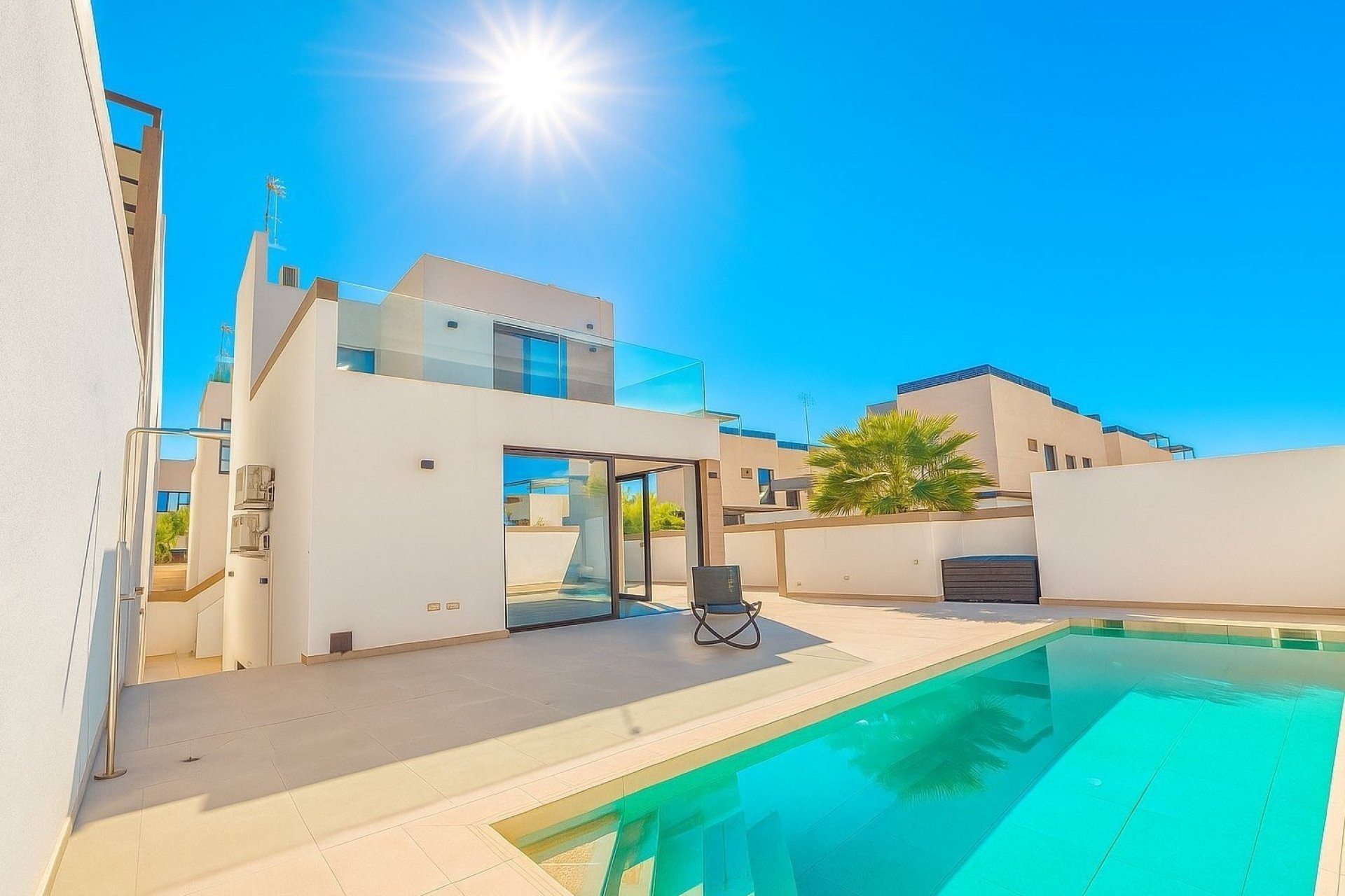 Herverkoop - Villa -
Benijofar - Costa Blanca