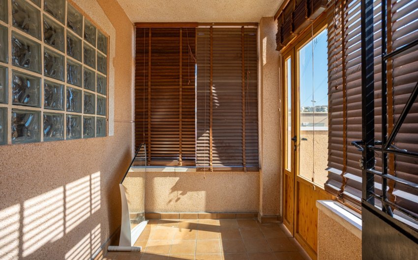 Herverkoop - Villa -
Benijofar - Costa Blanca
