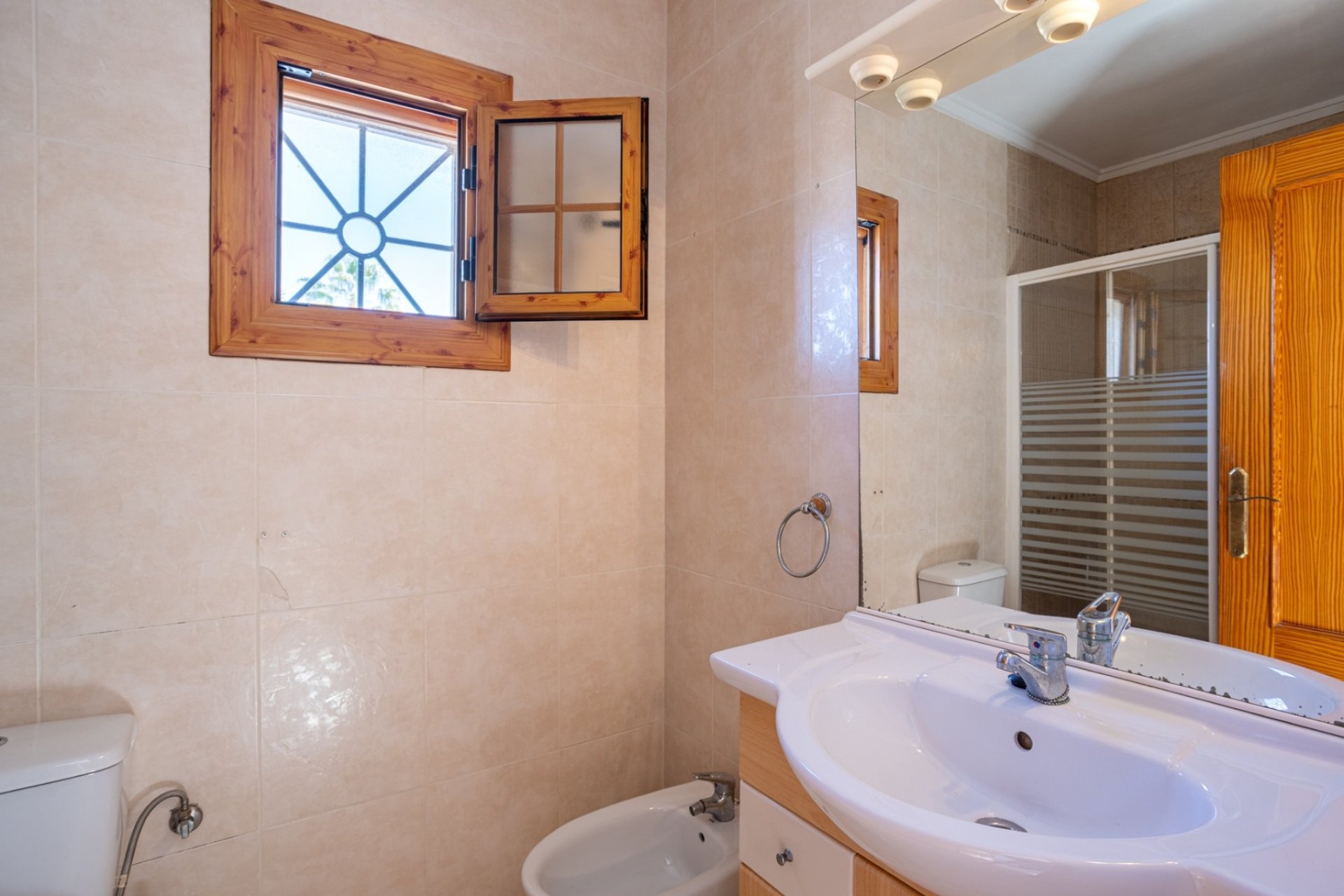Herverkoop - Villa -
Benijofar - Costa Blanca