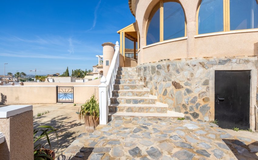 Herverkoop - Villa -
Benijofar - Costa Blanca