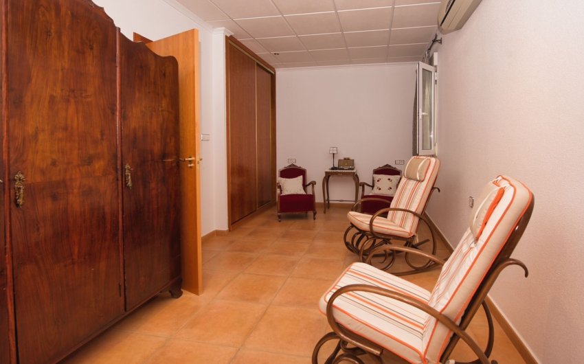 Herverkoop - Villa -
Benijofar - Costa Blanca
