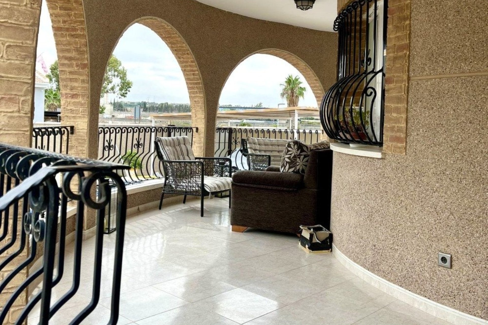 Herverkoop - Villa -
Benijofar - Costa Blanca