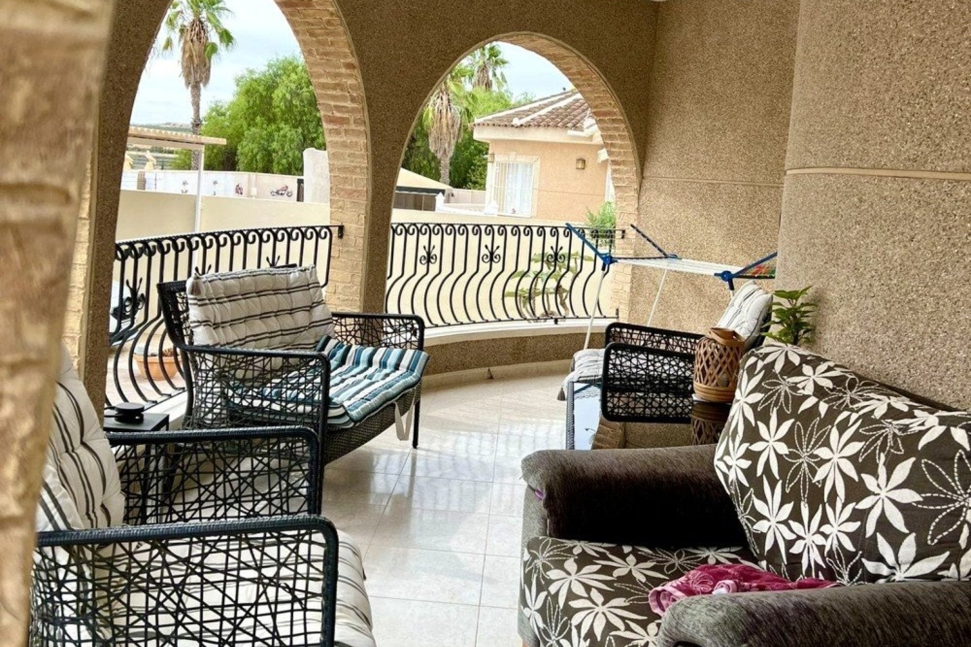 Herverkoop - Villa -
Benijofar - Costa Blanca