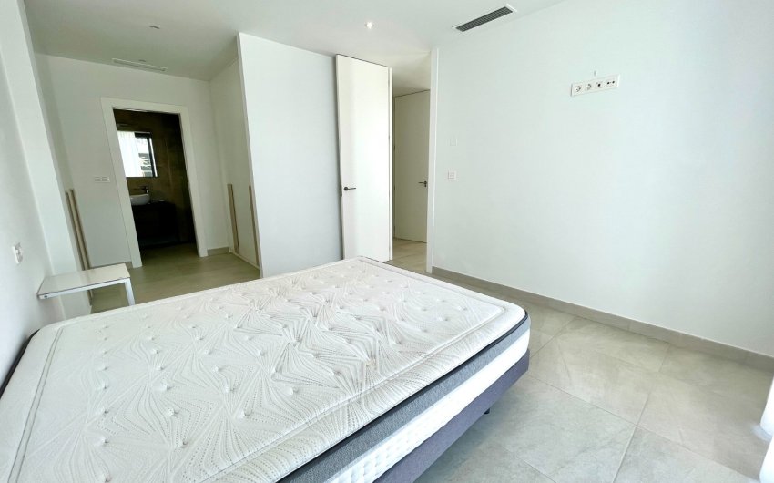 Herverkoop - Villa -
Benijofar - Costa Blanca