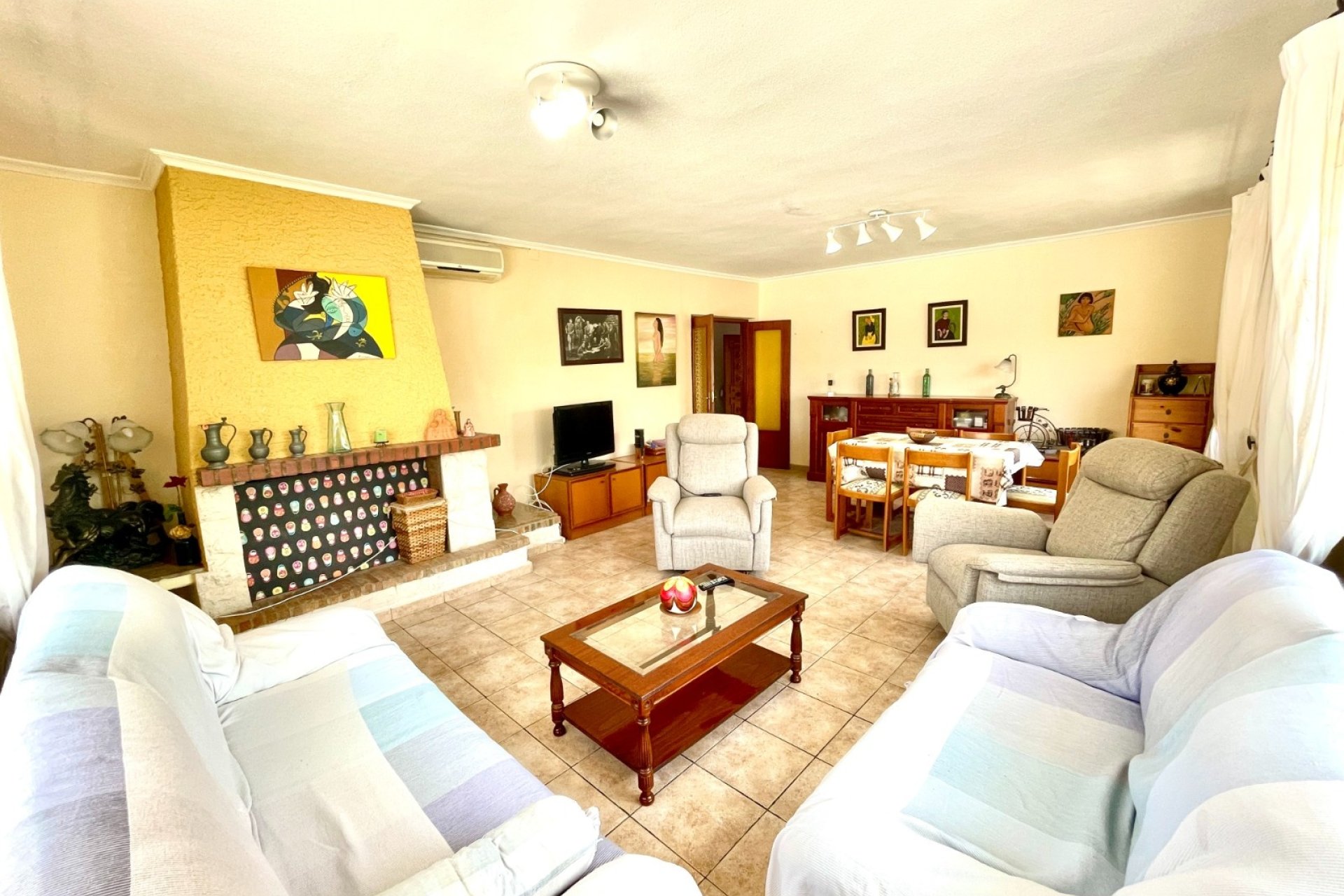 Herverkoop - Villa -
Benijofar - pueblo