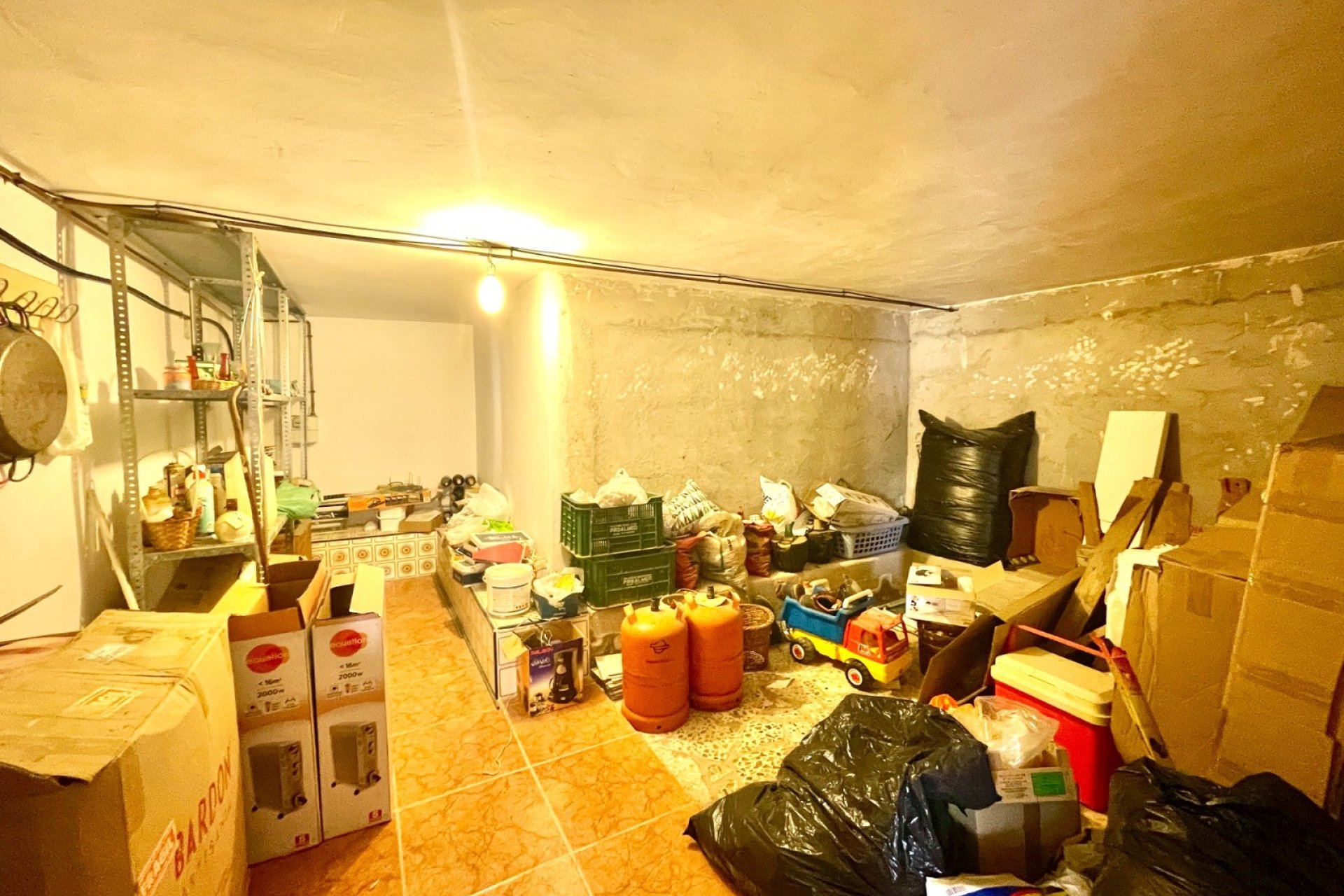 Herverkoop - Villa -
Benijofar - pueblo
