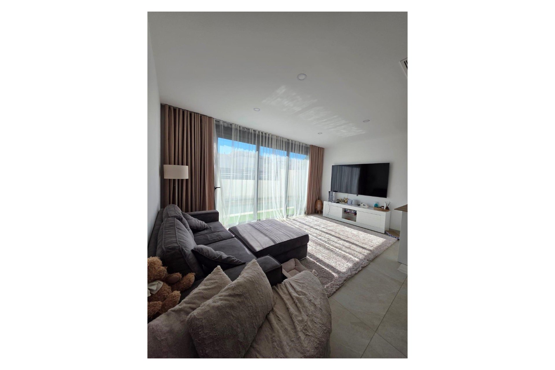 Herverkoop - Villa -
Benijofar