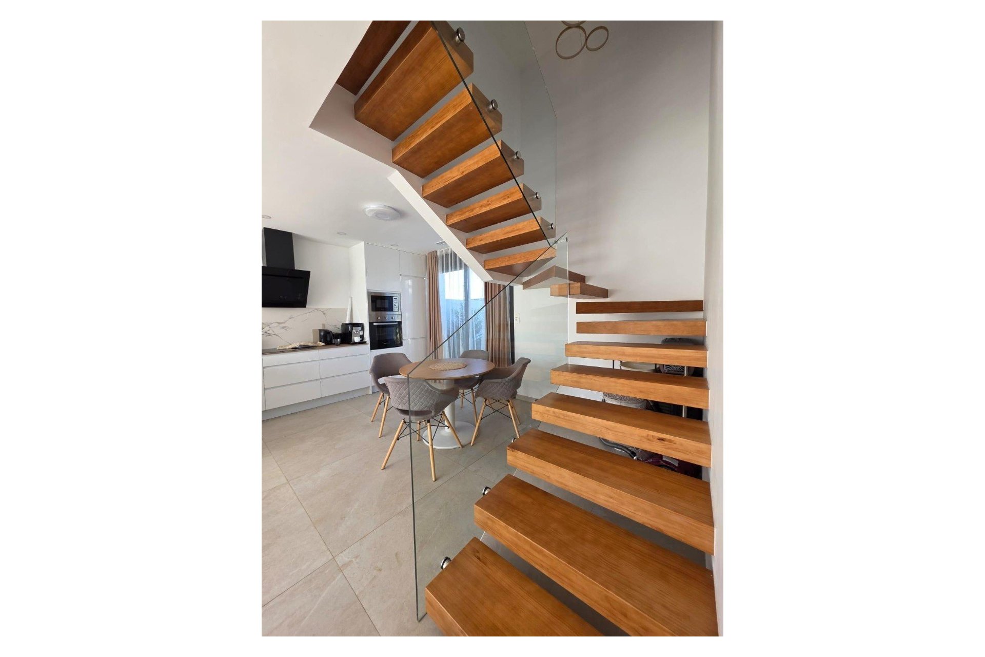 Herverkoop - Villa -
Benijofar