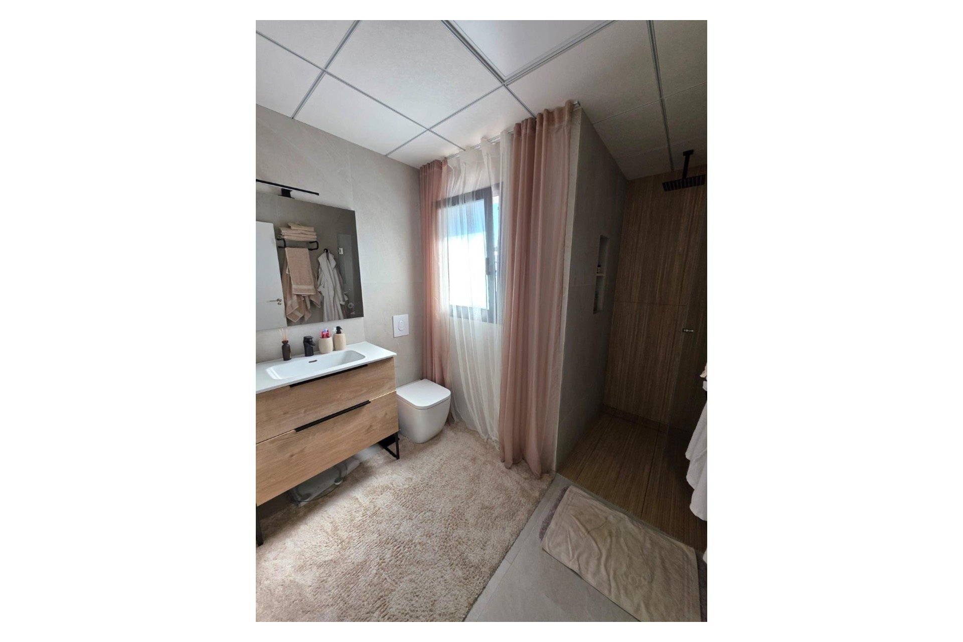 Herverkoop - Villa -
Benijofar