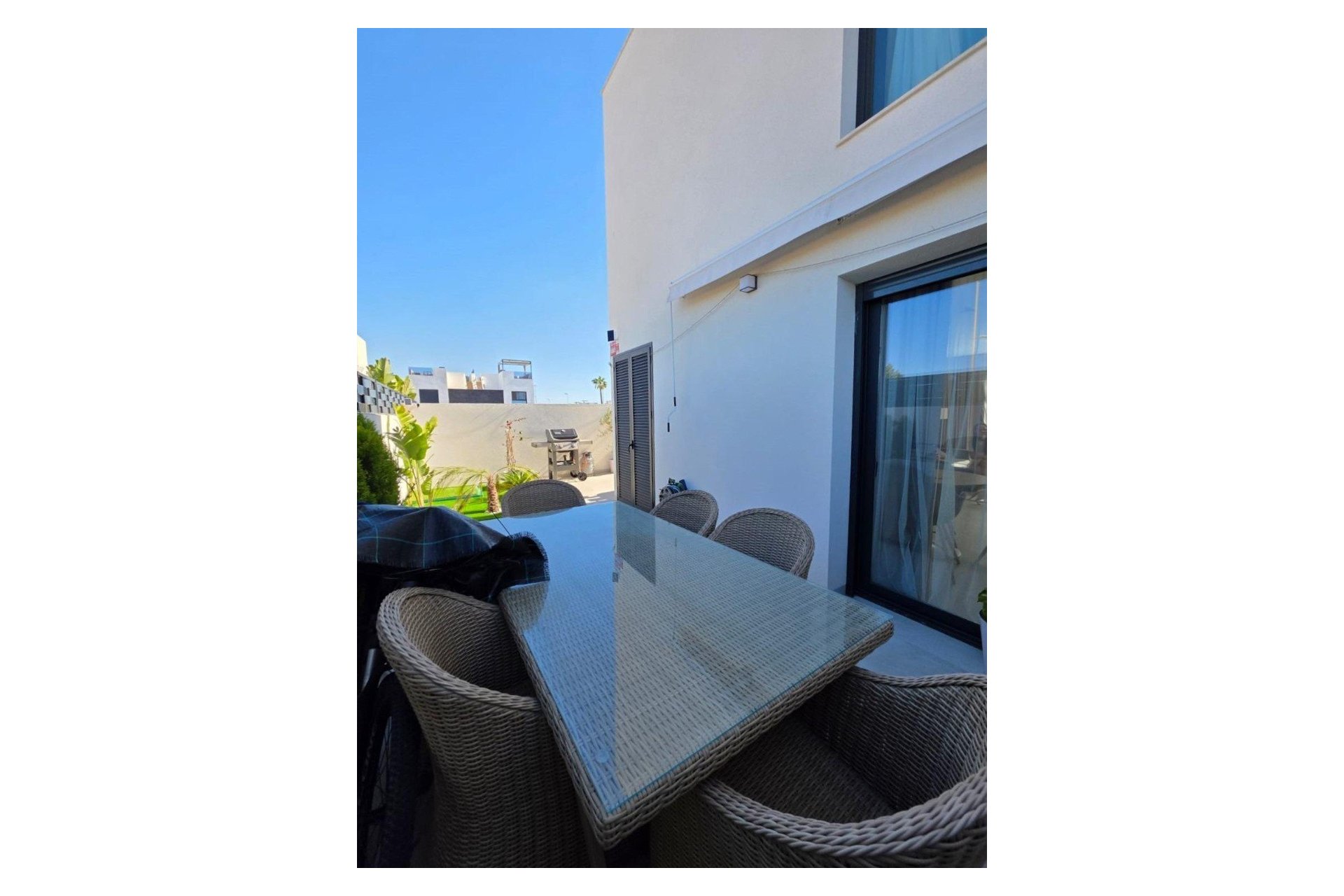 Herverkoop - Villa -
Benijofar