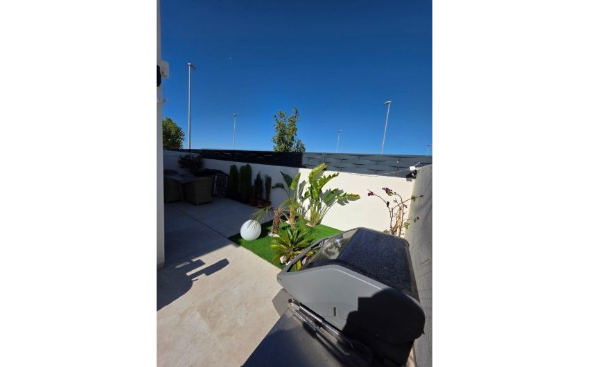 Herverkoop - Villa -
Benijofar