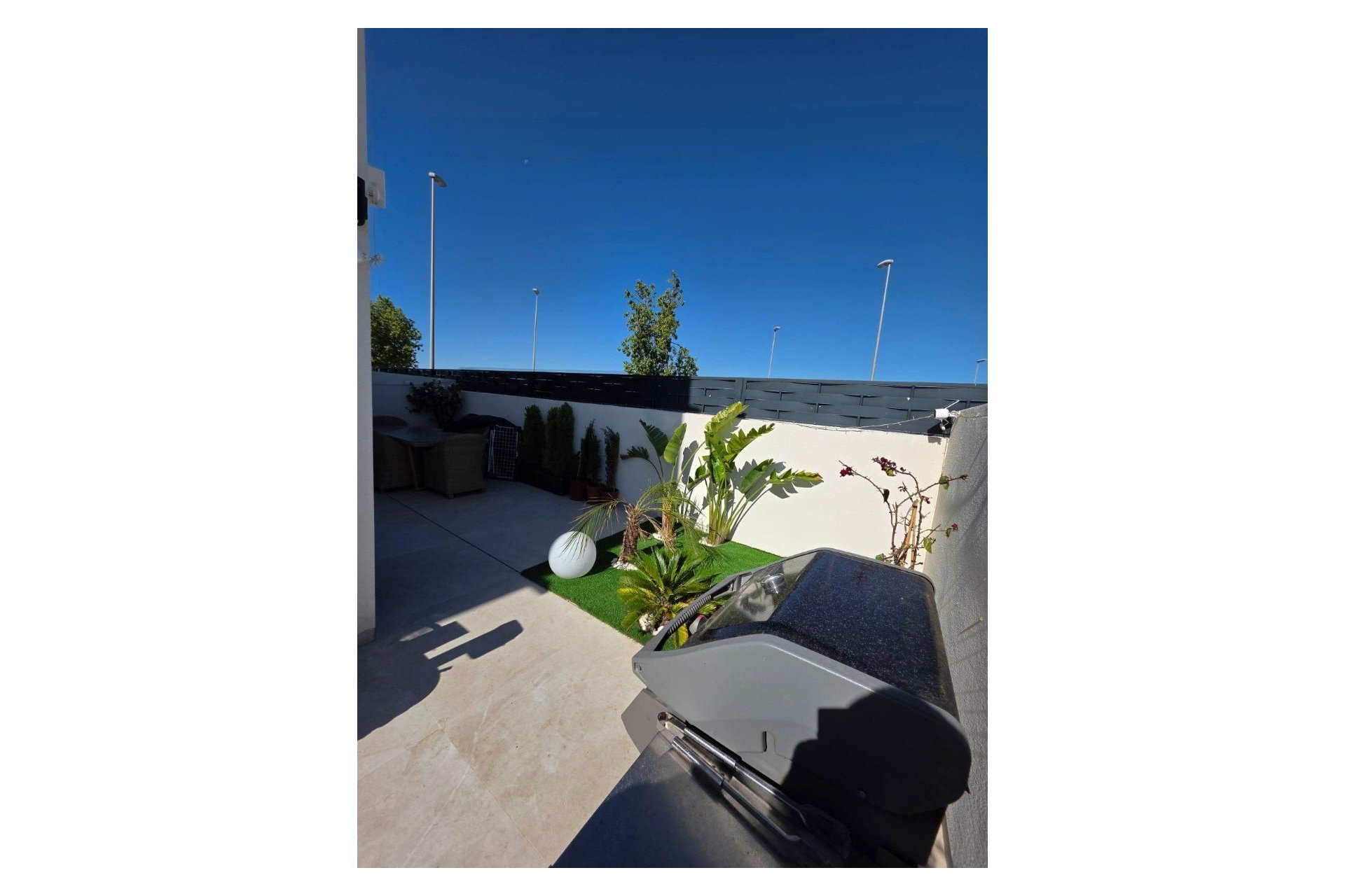 Herverkoop - Villa -
Benijofar