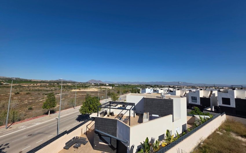 Herverkoop - Villa -
Benijofar