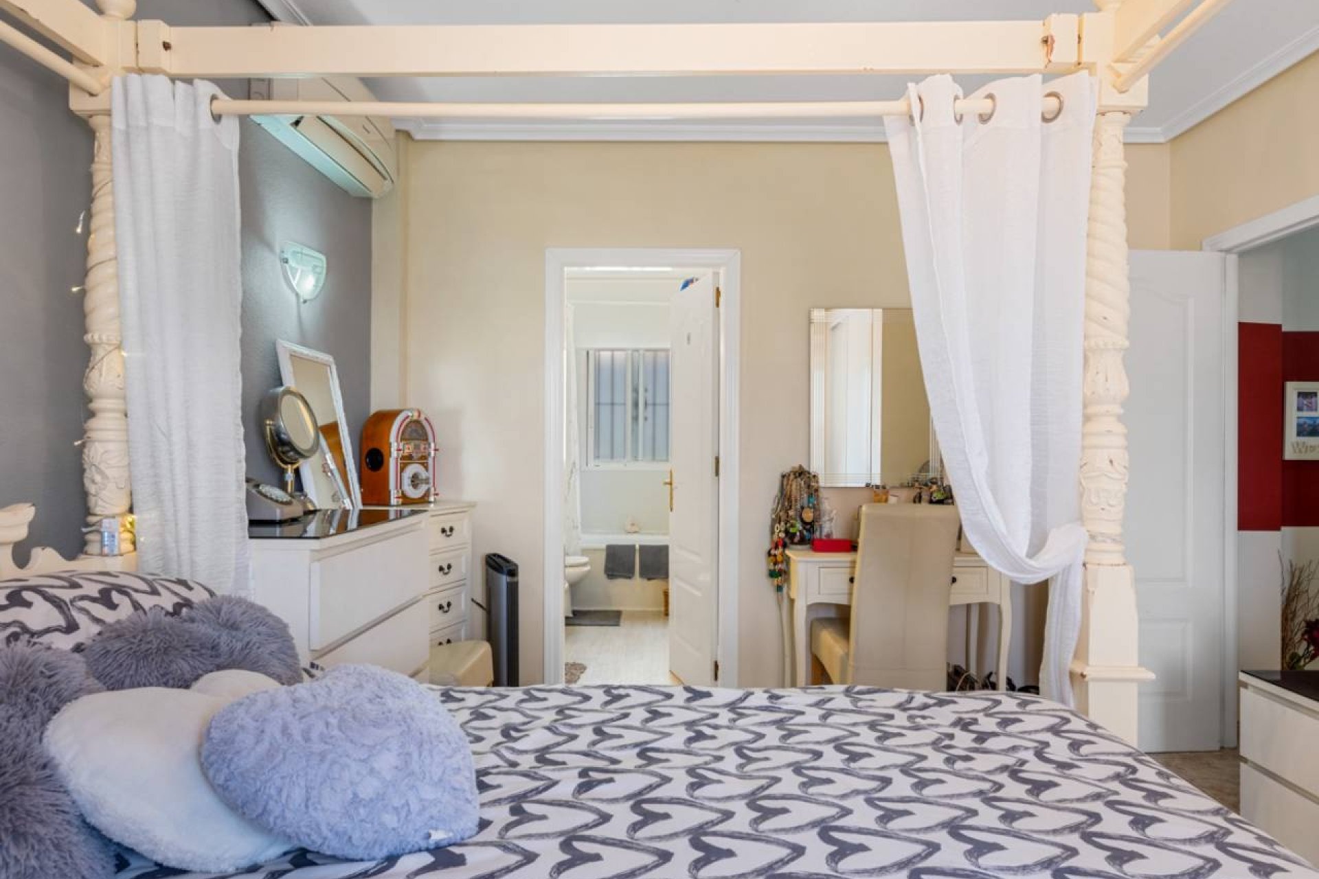 Herverkoop - Villa -
Benijofar