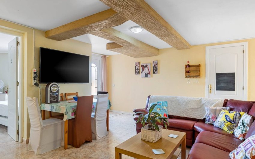 Herverkoop - Villa -
Benijofar