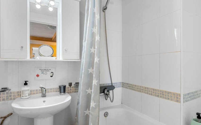 Herverkoop - Villa -
Benijofar