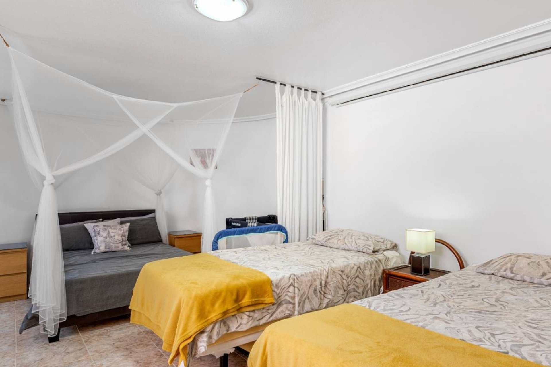 Herverkoop - Villa -
Benijofar