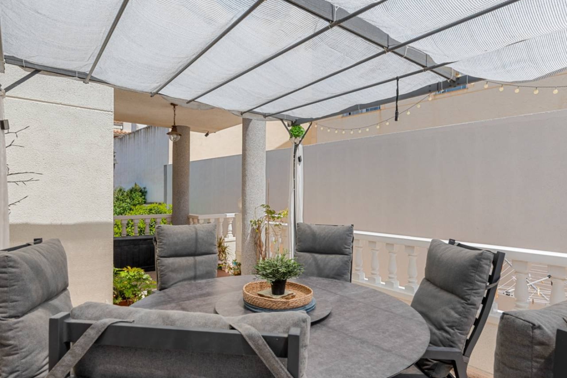 Herverkoop - Villa -
Benijofar