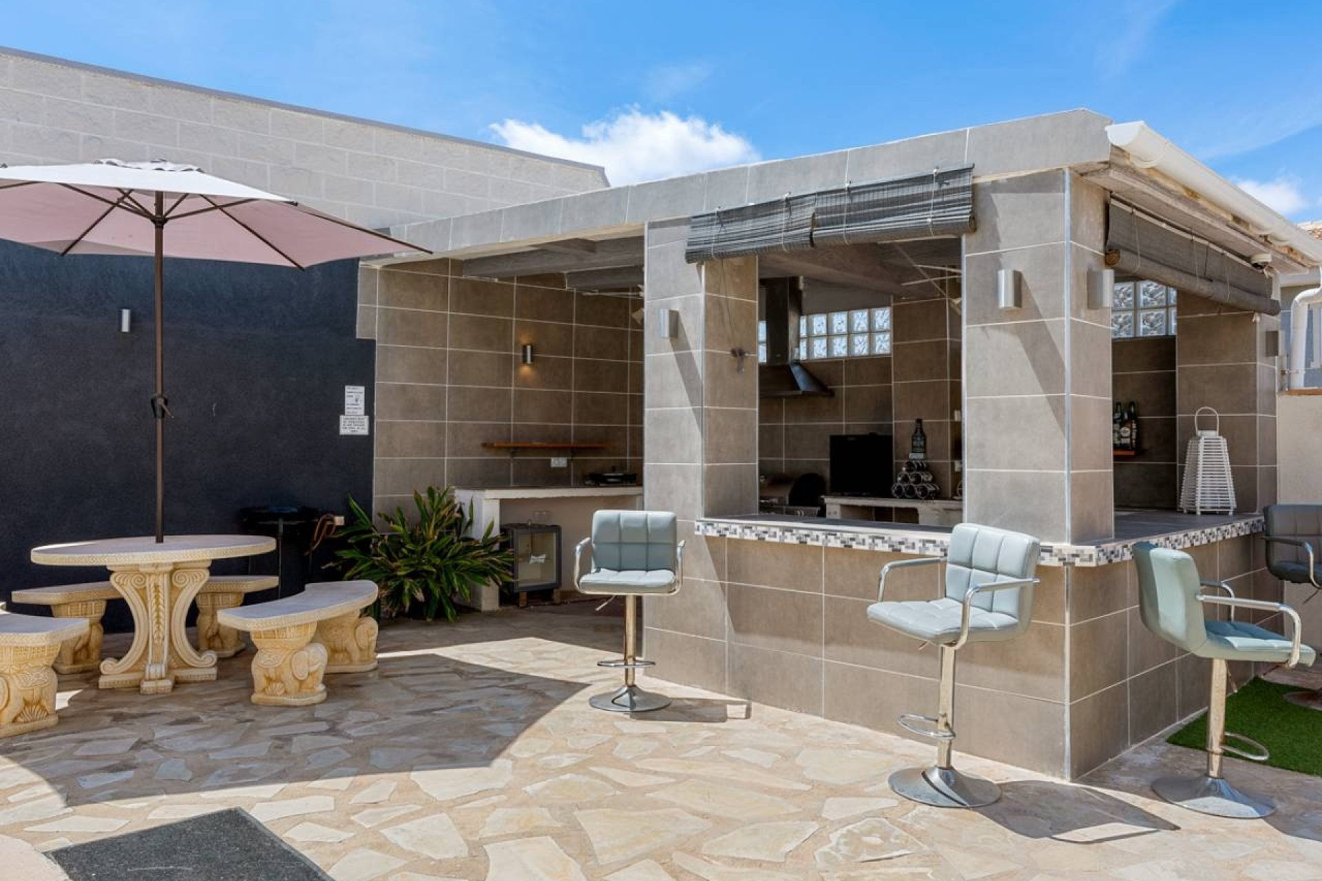 Herverkoop - Villa -
Benijofar