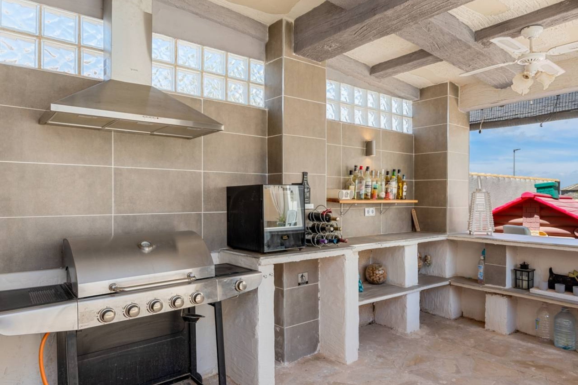 Herverkoop - Villa -
Benijofar