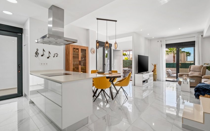 Herverkoop - Villa -
Benijofar