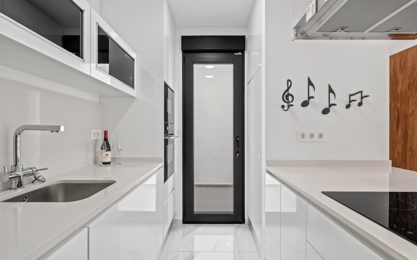 Herverkoop - Villa -
Benijofar