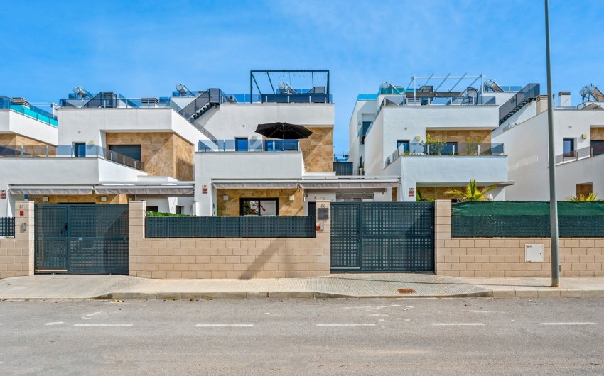 Herverkoop - Villa -
Benijofar