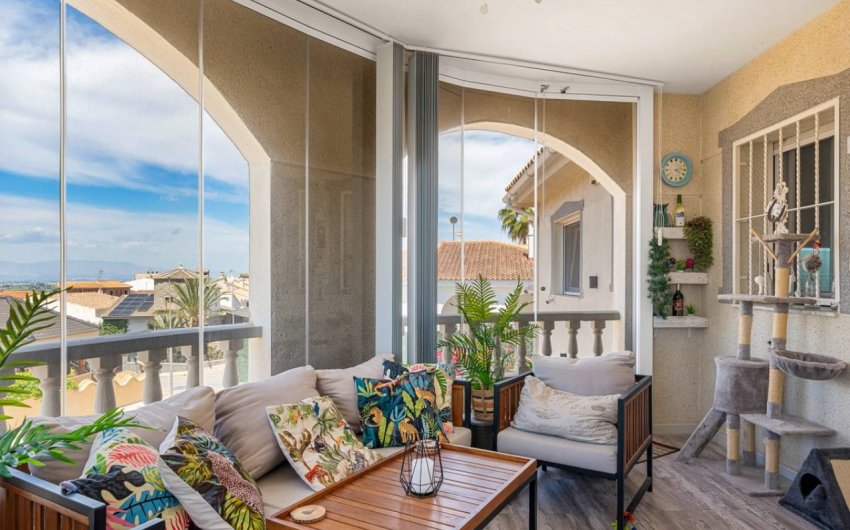 Herverkoop - Villa -
Benijofar