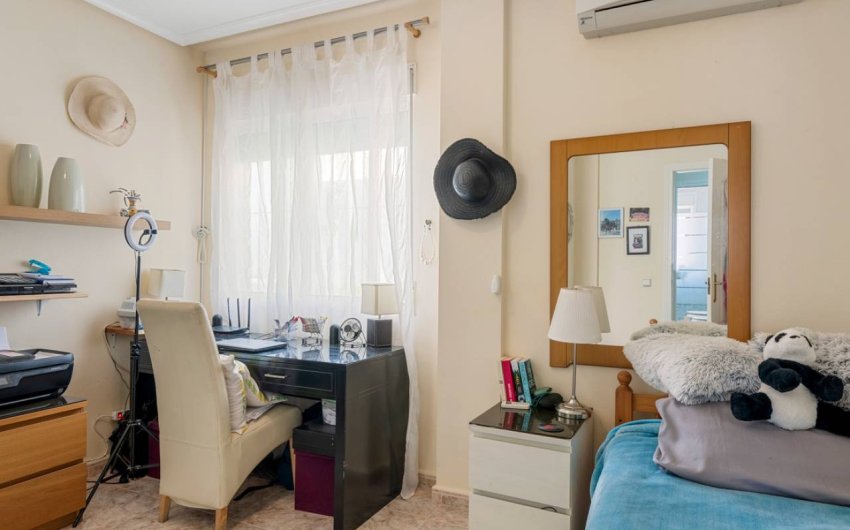 Herverkoop - Villa -
Benijofar