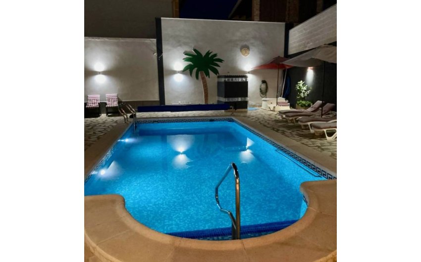 Herverkoop - Villa -
Benijofar